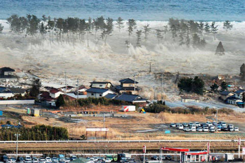 sóng thần Nhật Bản. Ảnh: AFP.
