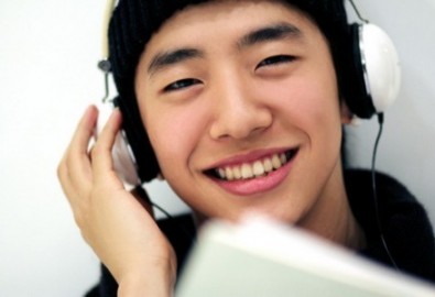 Rapper có gương mặt baby gây sốt tại Hàn