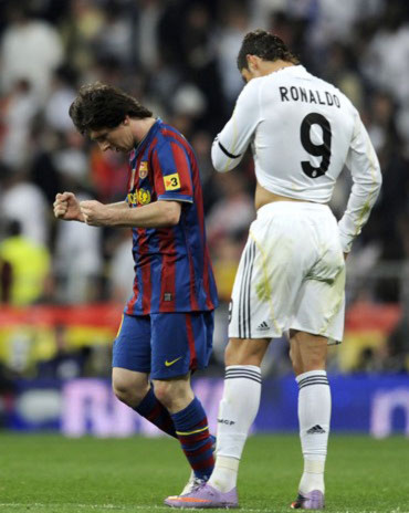 Ronaldo cũng ngán chạm Barca ở tứ kết. Ảnh: AFP.
