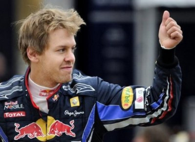 Tay đua 24 tuổi người Đức Vettel.