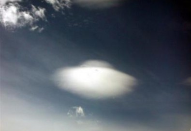 Ufo trong trận động đất 9,0 richter Nhật Bản