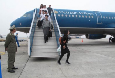Bức xúc việc Vietnam Airlines đòi cấm bay võ sư