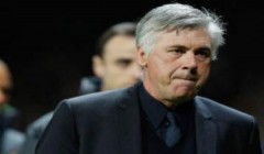 Chelsea nhắm Hiddink thay thế Ancelotti