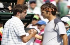 Federer vào bán kết chỉ sau 10 phút