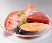 Ăn cá giúp giảm nguy cơ mù lòa