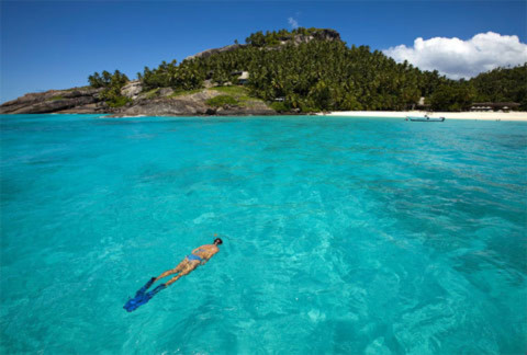 Seychelles có dân số vào khoảng 86.500 người, thưa thớt nhất trong các quốc gia châu Phi.