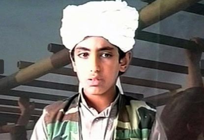 Hamza bin Laden chụp năm 2001, khi khoảng 10 tuổi. Ảnh: AP.