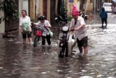 Hà Nội ngập hàng trăm điểm nếu mưa lớn