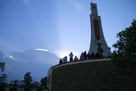 Nghệ An: Xuất hiện đám mây lạ hình rùa, Tin tức Việt Nam, Tin tức trong ngày, dam may la, thanh pho vinh, cu rua, rua, nghia trang liet sy, tin tuc 24h