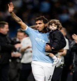 Tevez muốn chia tay Man City