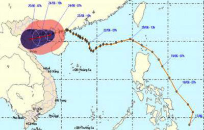 Bão số 2 đổ bộ vào Quảng Ninh