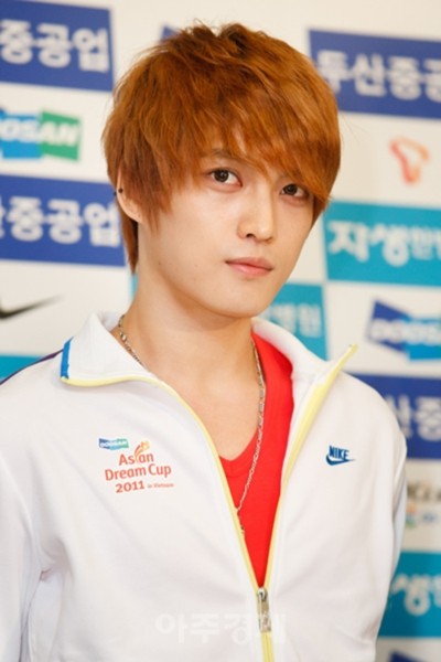 Jae Joong cũng thường được bầu chọn là mỹ nam số một Hàn Quốc trong nhiều năm.