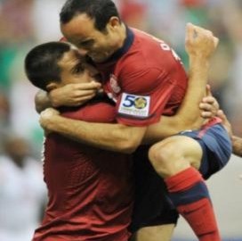 Mỹ trầy trật vào chung kết CONCACAF Gold Cup