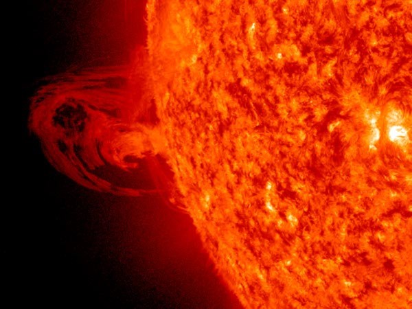 Đây là hình ảnh mới nhất về dải plasma bốc lên từ bề mặt của Mặt trời, được NASA ghi lại được từ ngày 23/5 đến ngày 25/5.