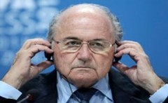 Sepp Blatter tái cử chức Chủ tịch FIFA