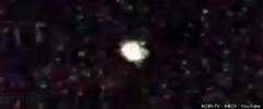 Vật thể lạ xuất hiện trên bầu trời Nam Oregon (Mỹ) ngày 15/2 vừa qua.