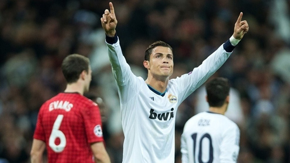 Ronaldo ăn mừng bàn thắng gỡ hòa cho Real Madrid (Ảnh: Getty Images).