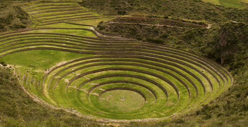 Quần thể ruộng bậc thang bí ẩn ở Peru