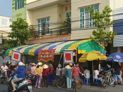 Người chồng giết ba mẹ con rồi tự tử để lại 7 lá thư 1 Người chồng giết ba mẹ con rồi tự tử để lại 7 lá thư 1