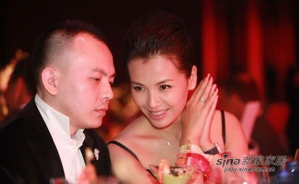 Những sao nữ thế giới vẫn chung thủy dù chồng Những sao nữ thế giới vẫn chung thủy dù chồng