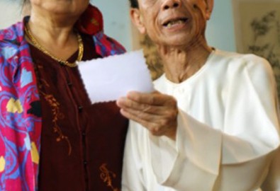 Nghệ sĩ Văn Hiệp (phải) là gương mặt quen thuộc của khán giả màn ảnh nhỏ - Ảnh tư liệu
