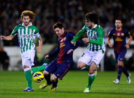 Messi và đồng đội hạ quyết tâm đánh bại Betis