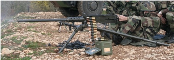 Trước khi M82 ra đời, Browning M2 là khẩu súng duy nhất sử dụng loại đạn 12.6x99mm của NATO. Trước khi M82 ra đời, Browning M2 là khẩu súng duy nhất sử dụng loại đạn 12.6x99mm của NATO.