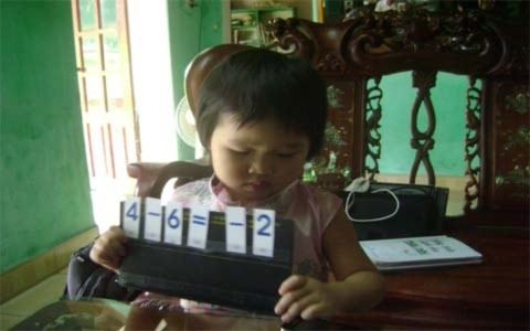 thần đồng, 4 tuổi, biết đọc, Đặng Thị Quỳnh Anh