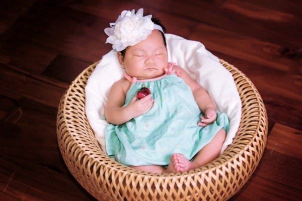 Lý Hải khoe bộ ảnh siêu đáng yêu của con gái 15 Lý Hải khoe bộ ảnh siêu đáng yêu của con gái 15