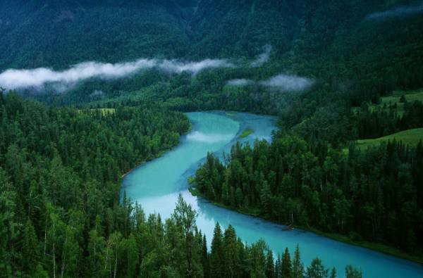 Bí ẩn khiến các hồ nước có "khả năng" tự đổi màu tuyệt đẹp 9