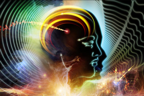 Bật mí bí ẩn ma cà rồng, thần giao cách cảm và UFO