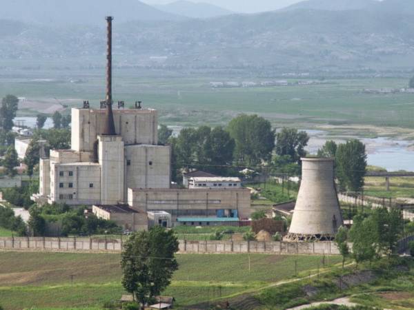 Toàn cảnh tổ hợp hạt nhân Yongbyon. (Nguồn: Kyodo/TTXVN) Toàn cảnh tổ hợp hạt nhân Yongbyon. (Nguồn: Kyodo/TTXVN)