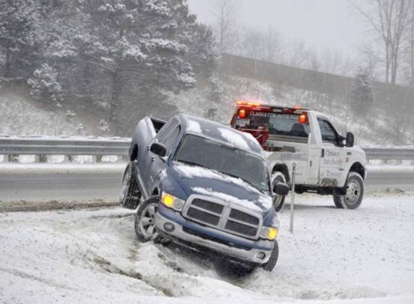 Bão tuyết hoành hành khắp nước Mỹ, ít nhất 9 người chết 13