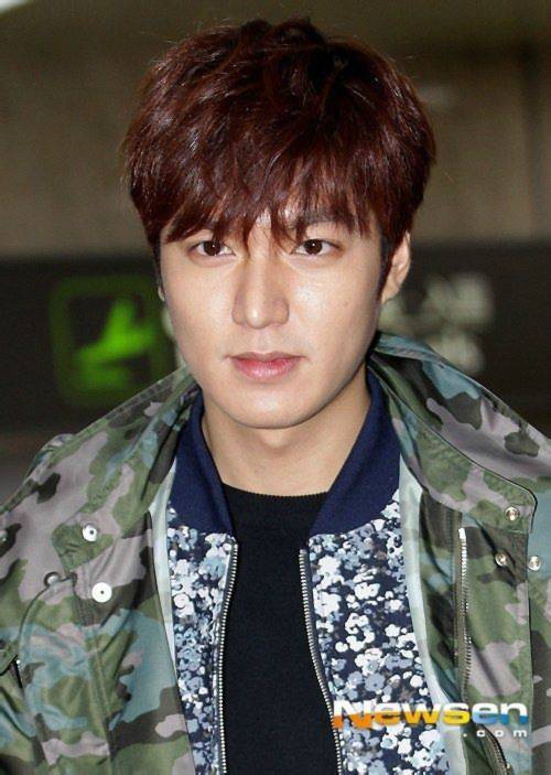 Lee Min Ho bị soi cử chỉ điệu đà, nữ tính 18