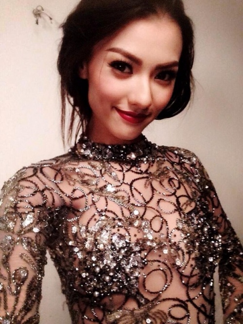 Mỹ nhân Việt và những vụ mặc chung váy ồn ào đầu năm Mỹ nhân Việt và những vụ mặc chung váy ồn ào đầu năm