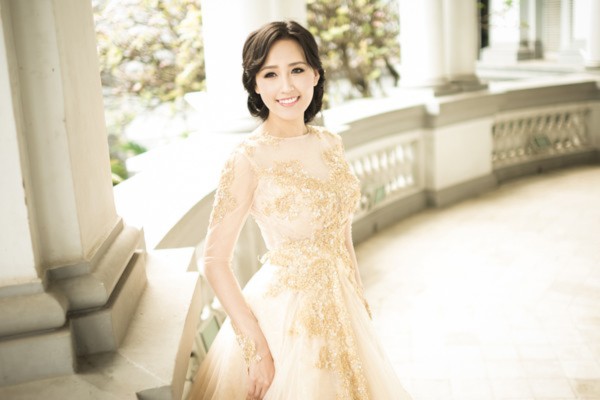 Mai Phương Thúy lộng lẫy, xinh như công chúa trong bộ ảnh mới 2 Mai Phương Thúy lộng lẫy, xinh như công chúa trong bộ ảnh mới 2