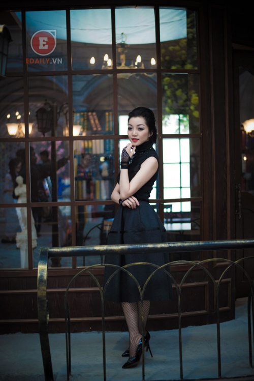pham thu ha dep quy phai 12 Họa mi Phạm Thu Hà đẹp quý phái trong vườn Opera