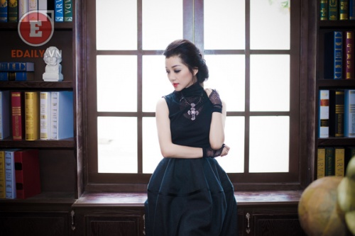 pham thu ha dep quy phai 15 Họa mi Phạm Thu Hà đẹp quý phái trong vườn Opera