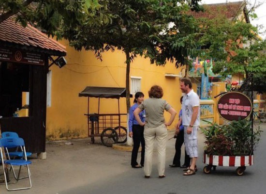 Du khách thất vọng khi Việt Nam thu phí vào phố cổ Hội An.