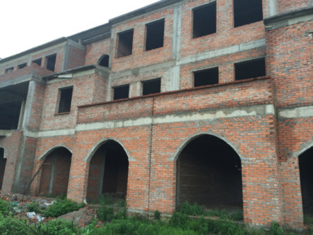 Một số căn biệt thự liền kề vẫn đang bỏ trống trong khu đô thị Nam An Khánh, Hà Nội (ảnh minh họa). 