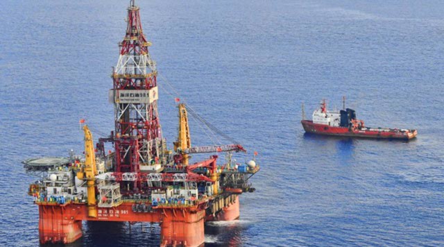 Phía sau việc Trung Quốc dịch chuyển giàn khoan là có mưu đồ. Phía sau việc Trung Quốc dịch chuyển giàn khoan là có mưu đồ.