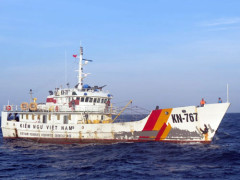 Tàu KN-767 mất hết phần sơn mũi phải do tàu Trung Quốc va ép