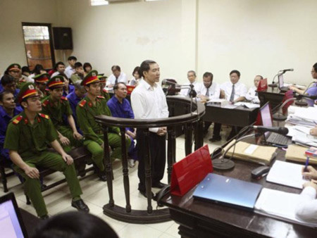 Số vụ án và bị can liên quan tham nhũng mà lực lượng CSĐT tội phạm về tham nhũng đã thụ lý điều tra. Ảnh: Phiên xử phúc thẩm vụ án sai phạm tại Vinalines. Số vụ án và bị can liên quan tham nhũng mà lực lượng CSĐT tội phạm về tham nhũng đã thụ lý điều tra. Ảnh: Phiên xử phúc thẩm vụ án sai phạm tại Vinalines.