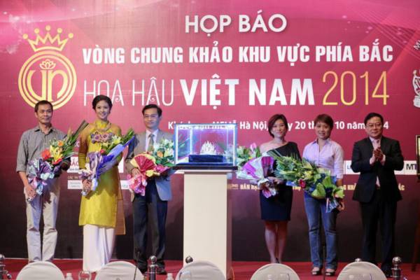 Cận cảnh vương miện Hoa hậu Việt Nam 2014 trị giá 2,5 tỷ đồng 6