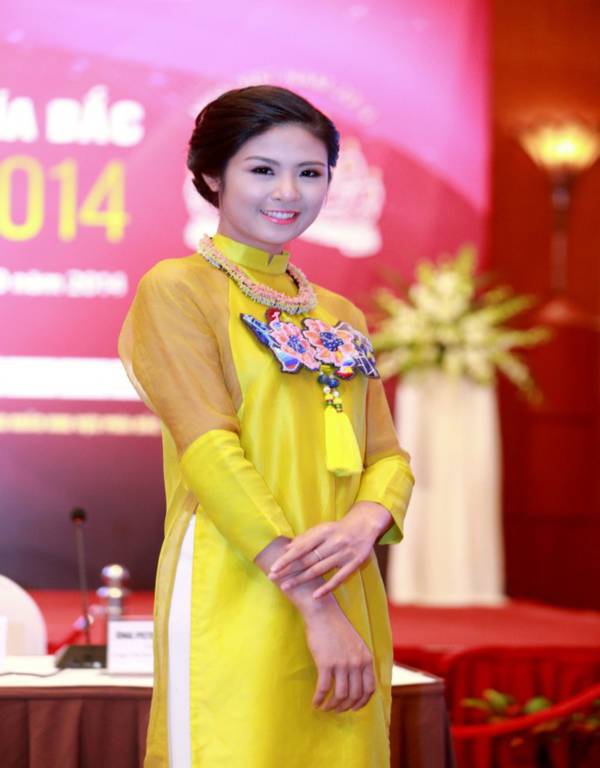 Cận cảnh vương miện Hoa hậu Việt Nam 2014 trị giá 2,5 tỷ đồng 7