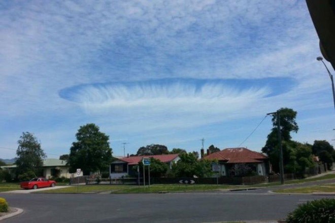 lỗ mây, kì ảo, Australia, 