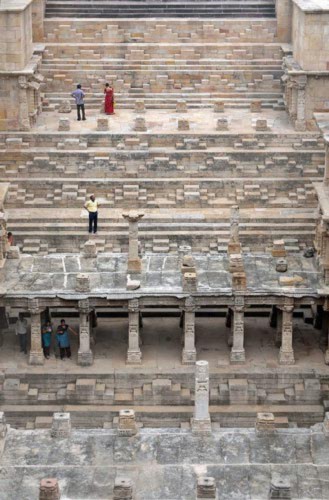 Thăm ngôi đền lạ kỳ có kiến trúc ngược - 7