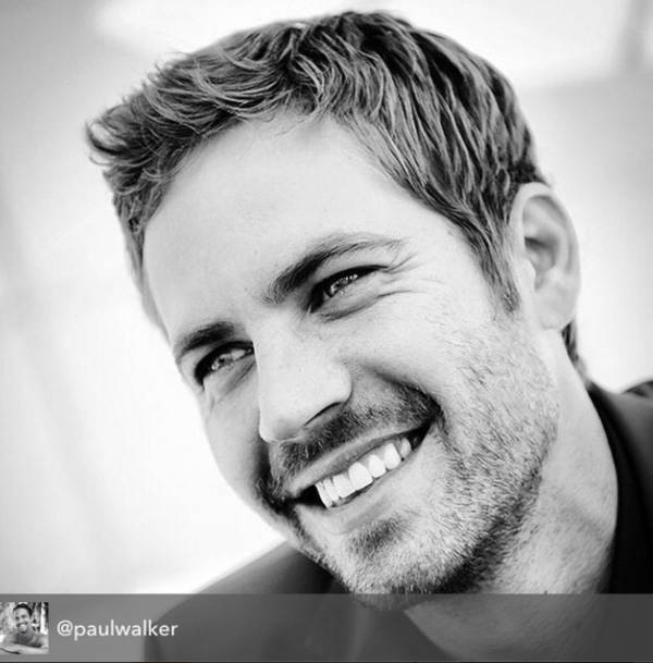 Đồng nghiệp và fan tưởng nhớ Paul Walker 1 năm sau ngày mất 3 Đồng nghiệp và fan tưởng nhớ Paul Walker 1 năm sau ngày mất 3