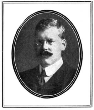 Bertram Fletcher Robinson khoảng năm 1906. (Ted Sherrell/Wikimedia Commons)