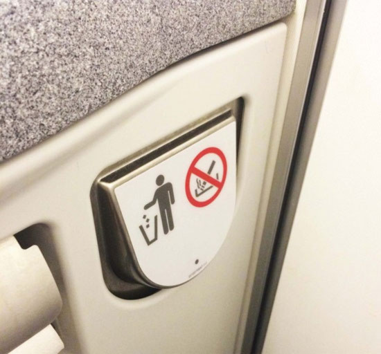 Vì sao có quy định không được hút thuốc ở trên máy bay?